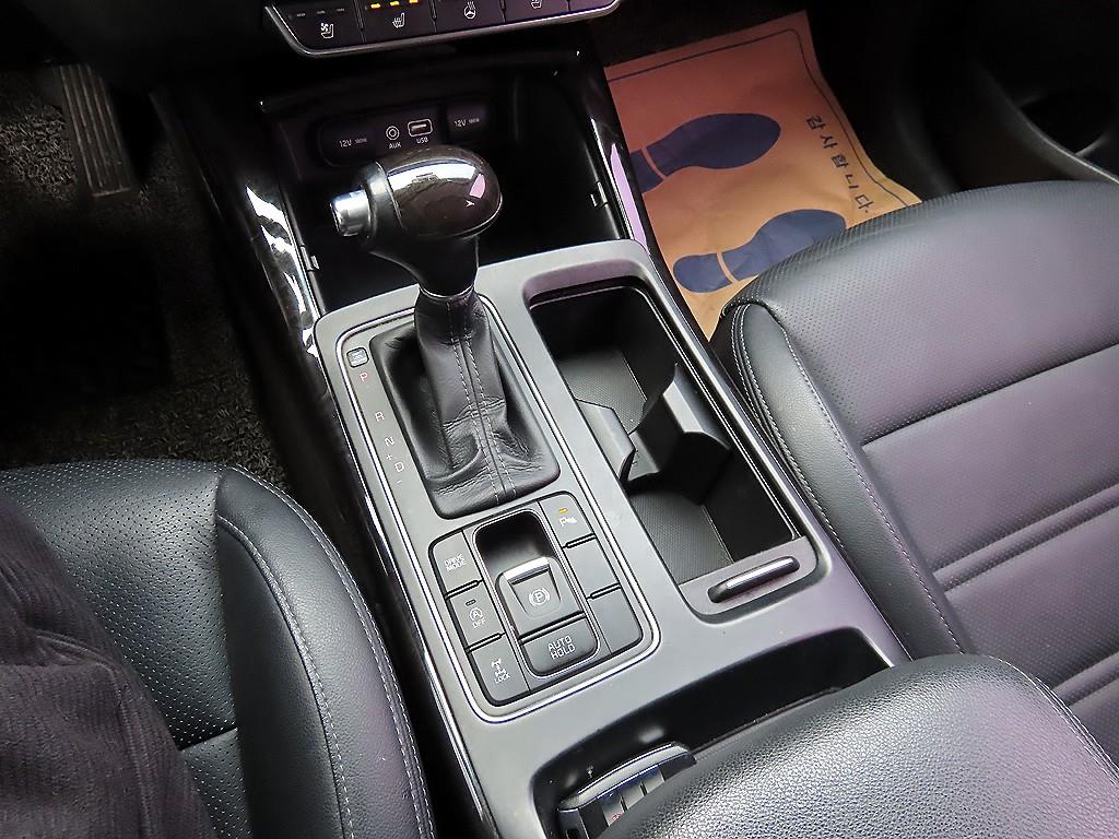 KIA Sorento - Vista 10