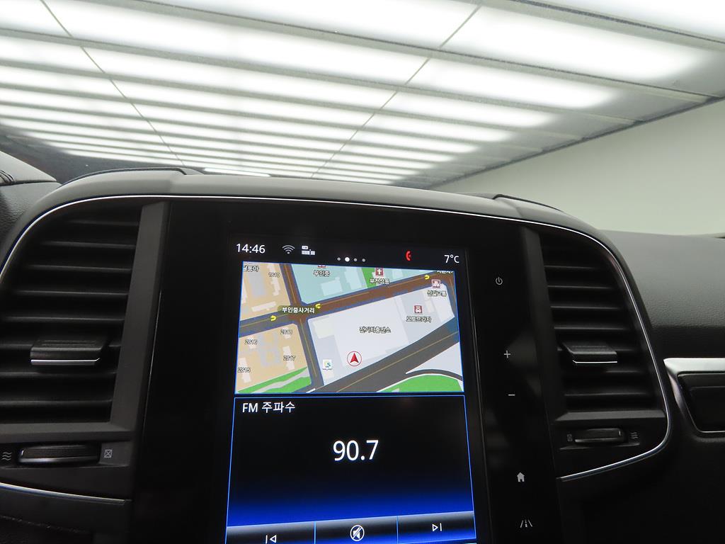 SAMSUNG QM6 2019 Blanco - Importación desde Corea - HF Imports Iquique - Foto 13