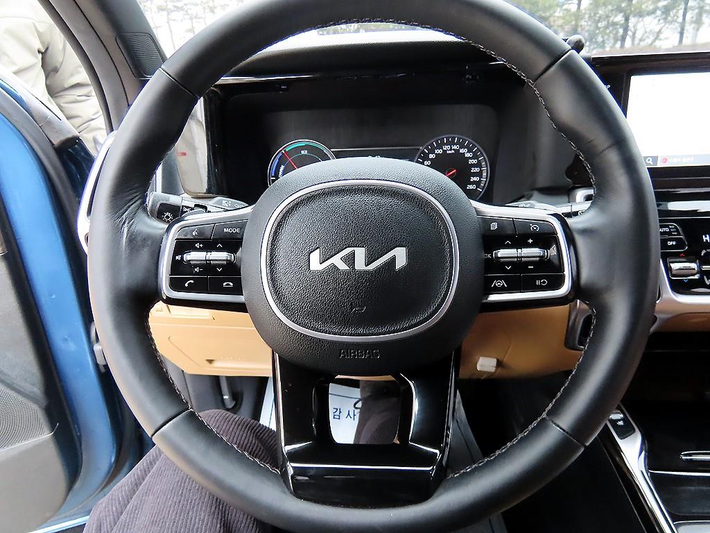 KIA Sorento - Vista 8