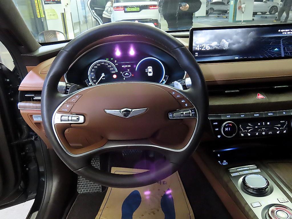 Genesis G80 - Vista 8