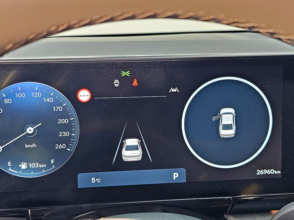 HYUNDAI Grandeur - Vista 7