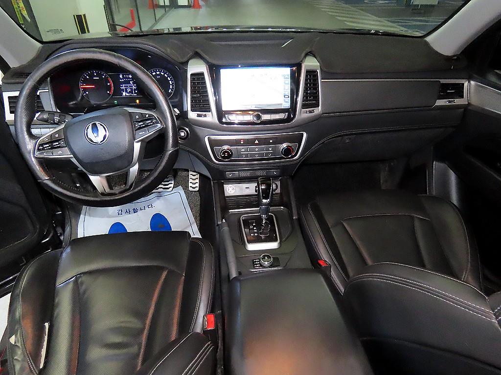 Ssangyong Rexton - Vista 10