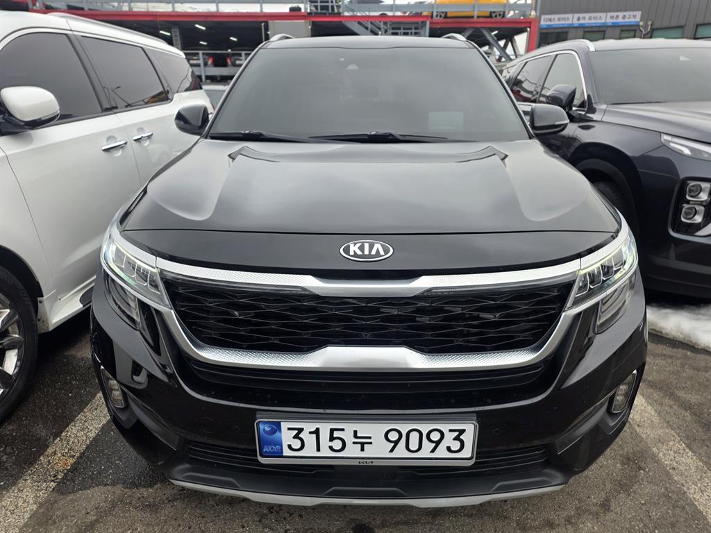 KIA Seltos - Vista 2