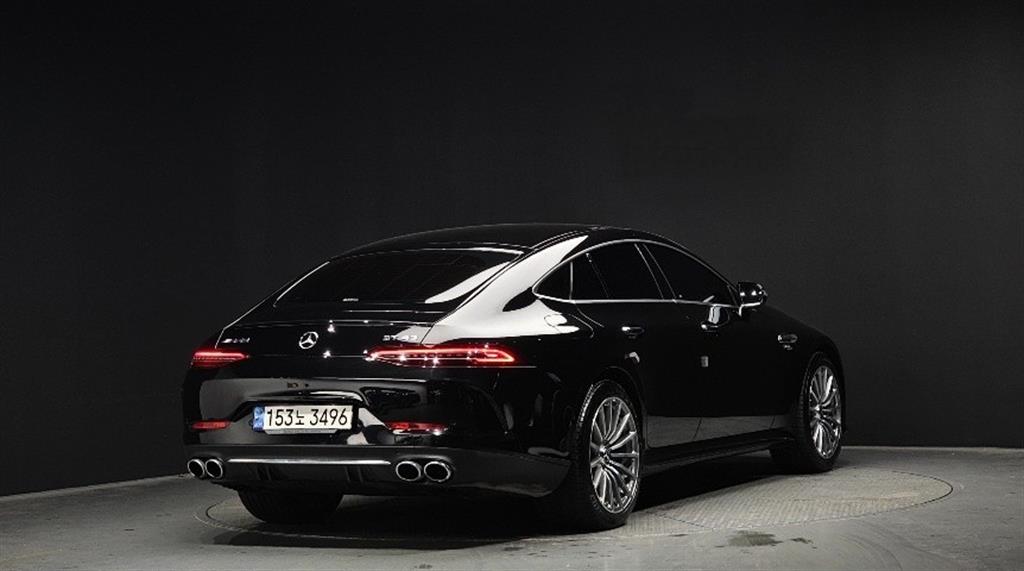 Mercedes Benz AMG GT - Vista 4