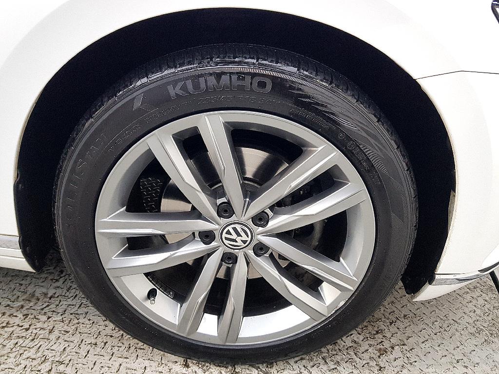 Volkswagen Passat 2018 Blanco - Importación desde Corea - HF Imports Iquique - Foto 20
