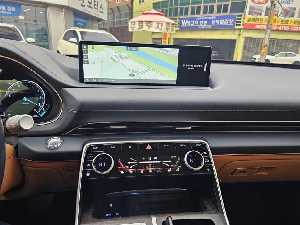 Genesis GV80 2022 Blanco - Importación desde Corea - HF Imports Iquique - Foto 16