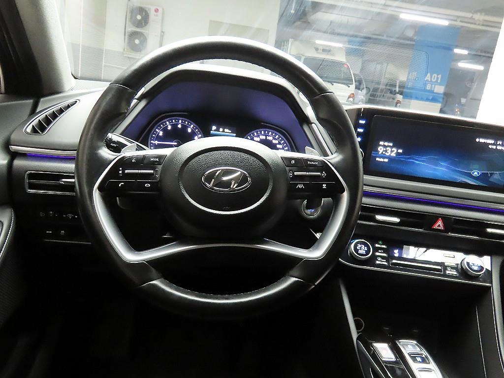 HYUNDAI Sonata - Vista 7