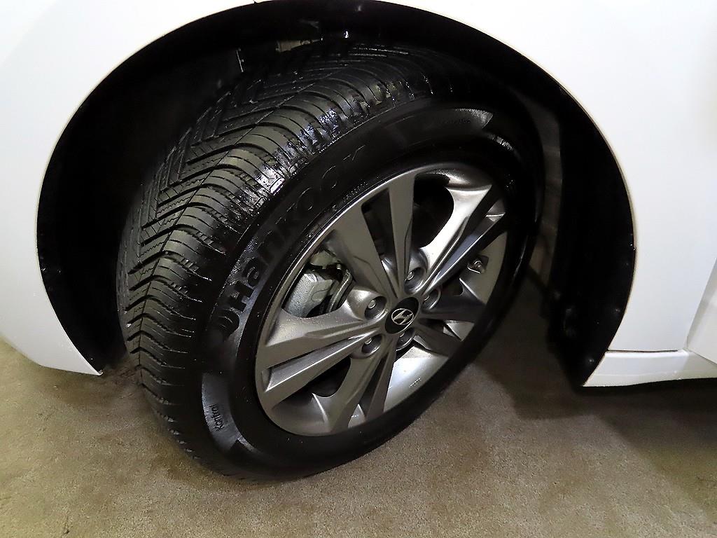 HYUNDAI Avante 2018 Blanco - Importación desde Corea - HF Imports Iquique - Foto 18