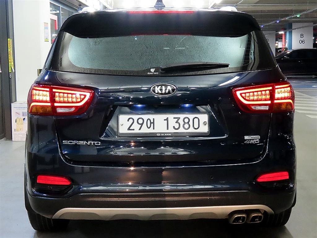 KIA Sorento - Vista 5