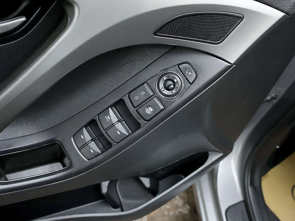 HYUNDAI Avante 2011 Gris - Importación desde Corea - HF Imports Iquique - Foto 13