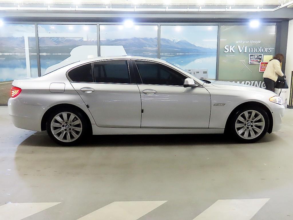 BMW 5 Series - Vista 3