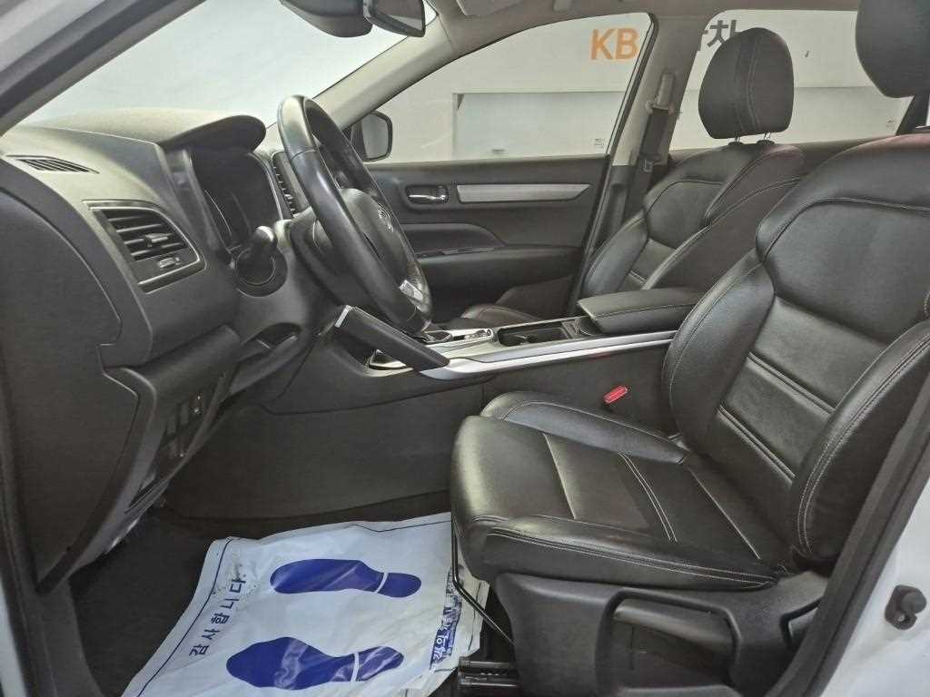 SAMSUNG QM6 - Vista 11