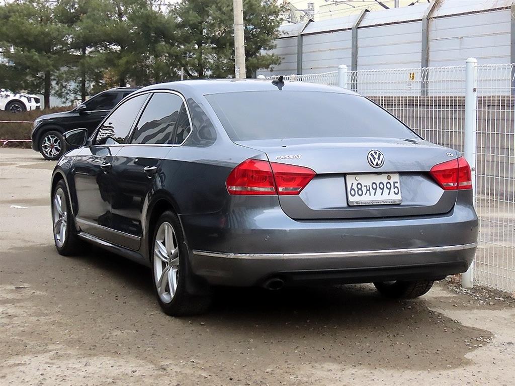 Volkswagen Passat - Vista 3