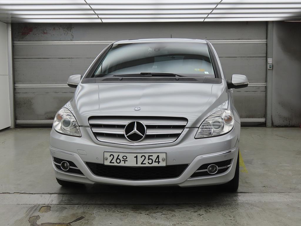 Mercedes Benz B Class (MY B) - Vista 2