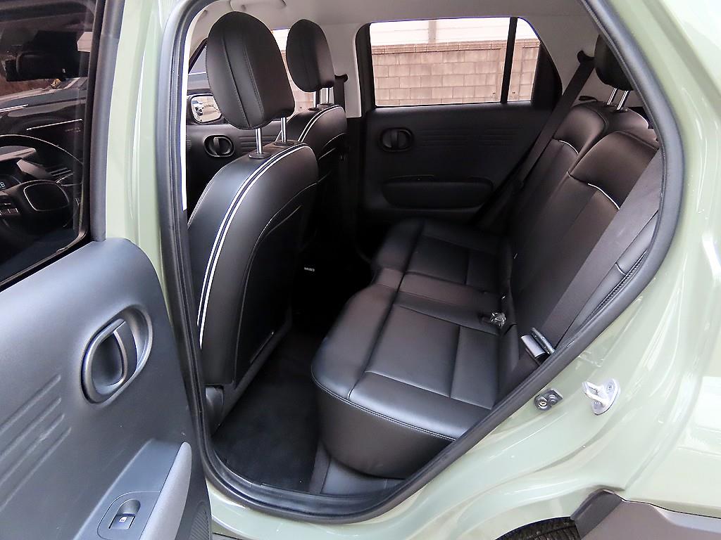 HYUNDAI Casper - Vista 6