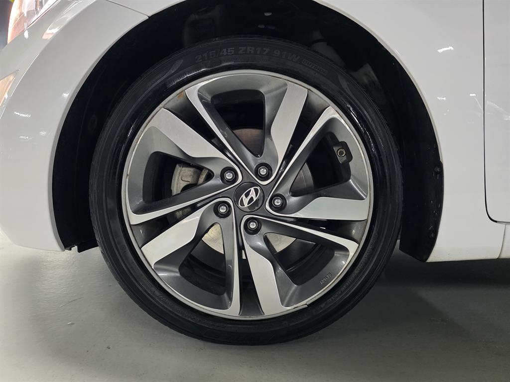 HYUNDAI Avante 2014 Blanco - Importación desde Corea - HF Imports Iquique - Foto 19