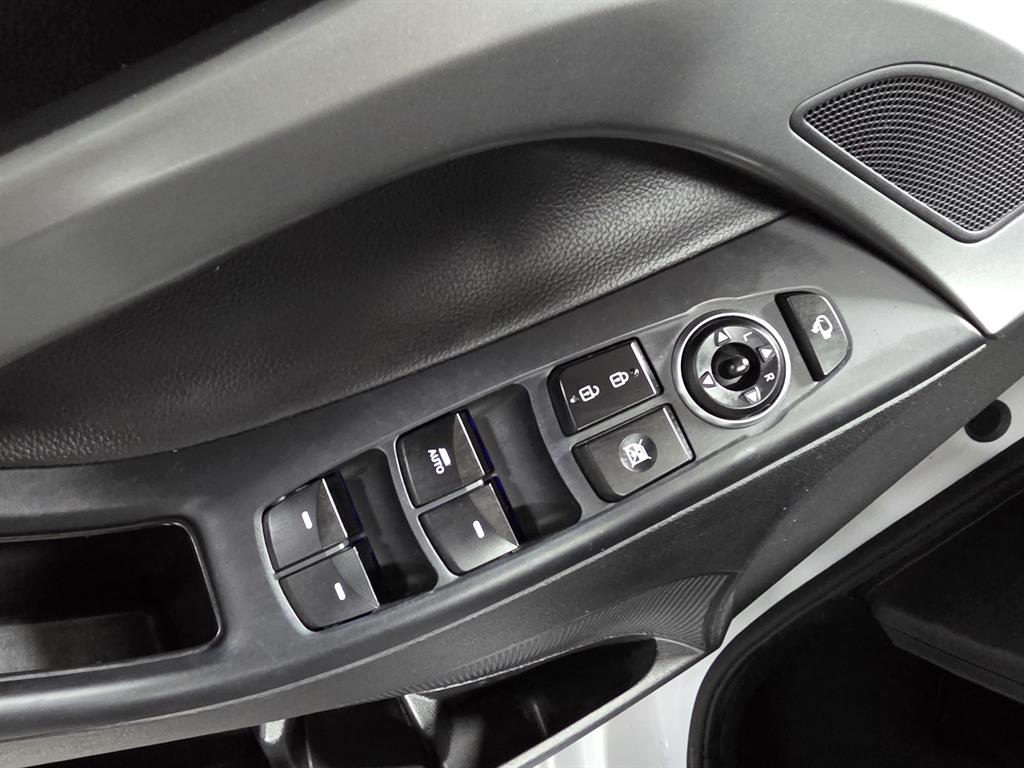 HYUNDAI Avante 2014 Blanco - Importación desde Corea - HF Imports Iquique - Foto 17