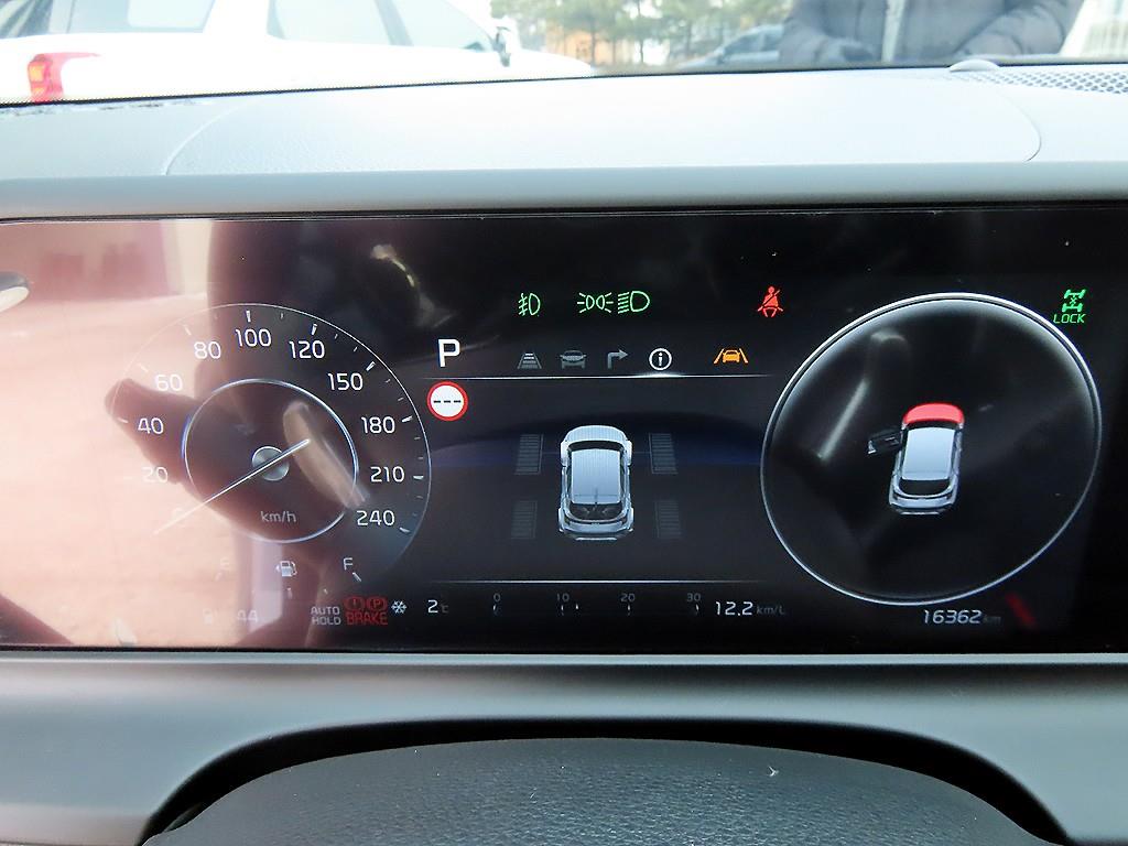 KIA Seltos - Vista 9