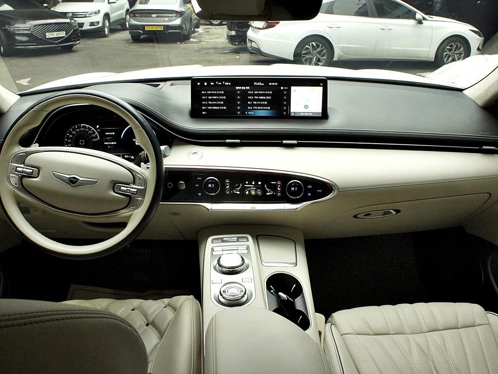 Genesis GV70 2021 Blanco - Importación desde Corea - HF Imports Iquique - Foto 7