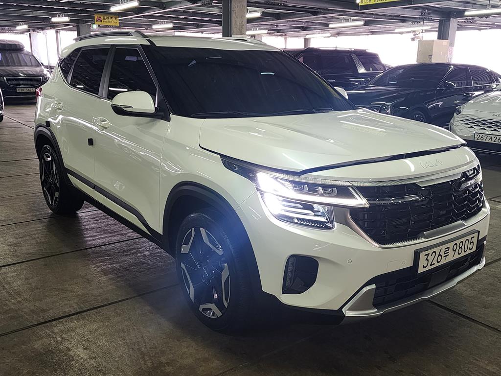 KIA Seltos - Vista 5