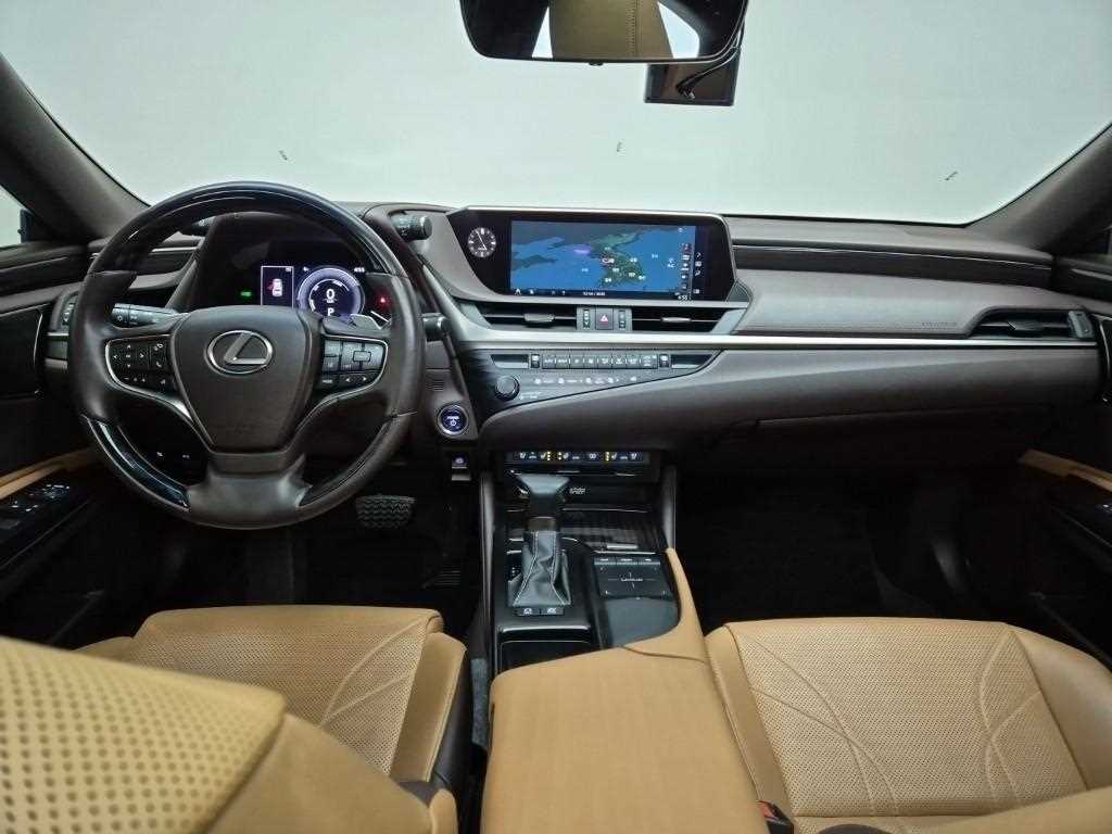 Lexus ES - Vista 7