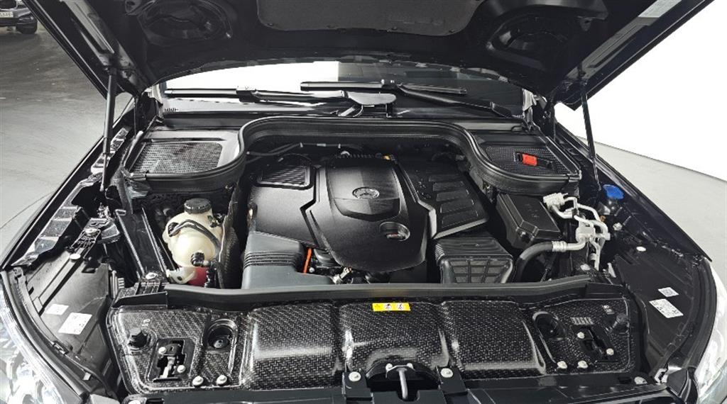 Mercedes Benz GLS Class - Vista 6