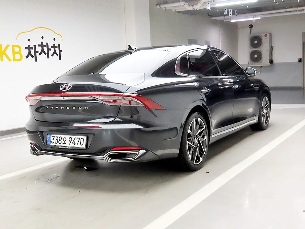 HYUNDAI Grandeur - Vista 4