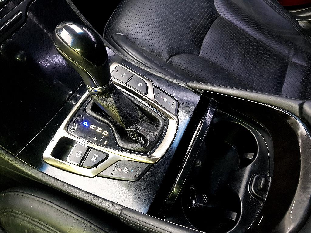 HYUNDAI Grandeur 2011 Negro - Importación desde Corea - HF Imports Iquique - Foto 13