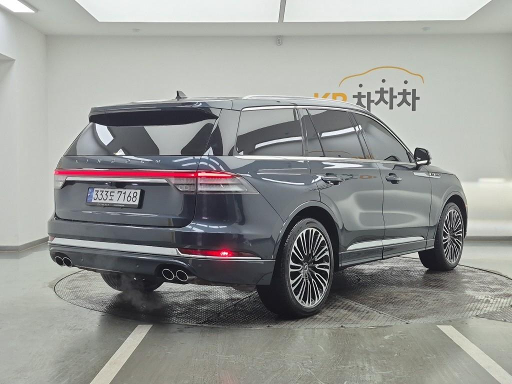 Lincoln Aviator - Vista 4