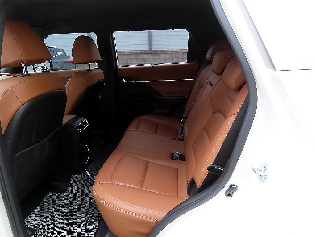 Ssangyong Torres - Vista 6