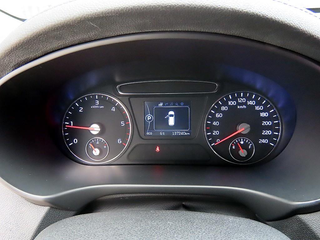 KIA Sorento - Vista 9