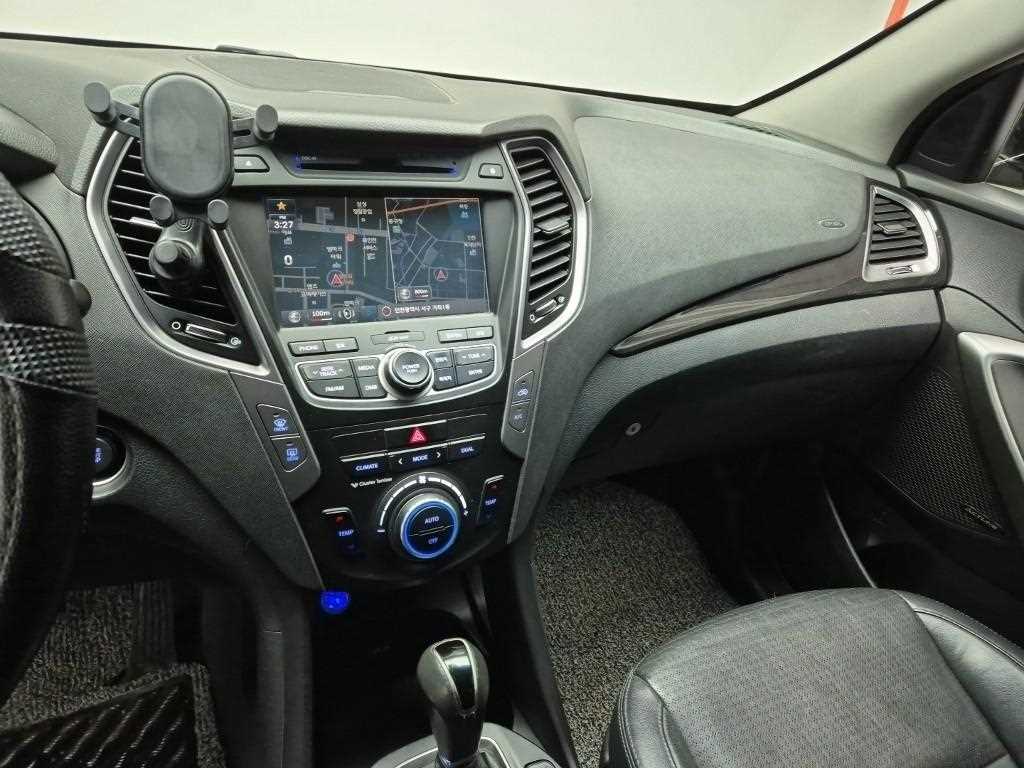 HYUNDAI Santa Fe - Vista 10