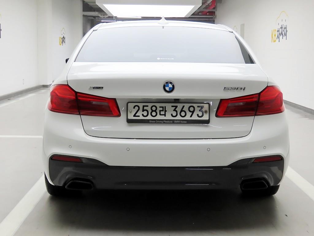 BMW 5 Series - Vista 3