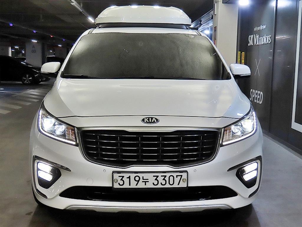 KIA Carnival - Vista 2