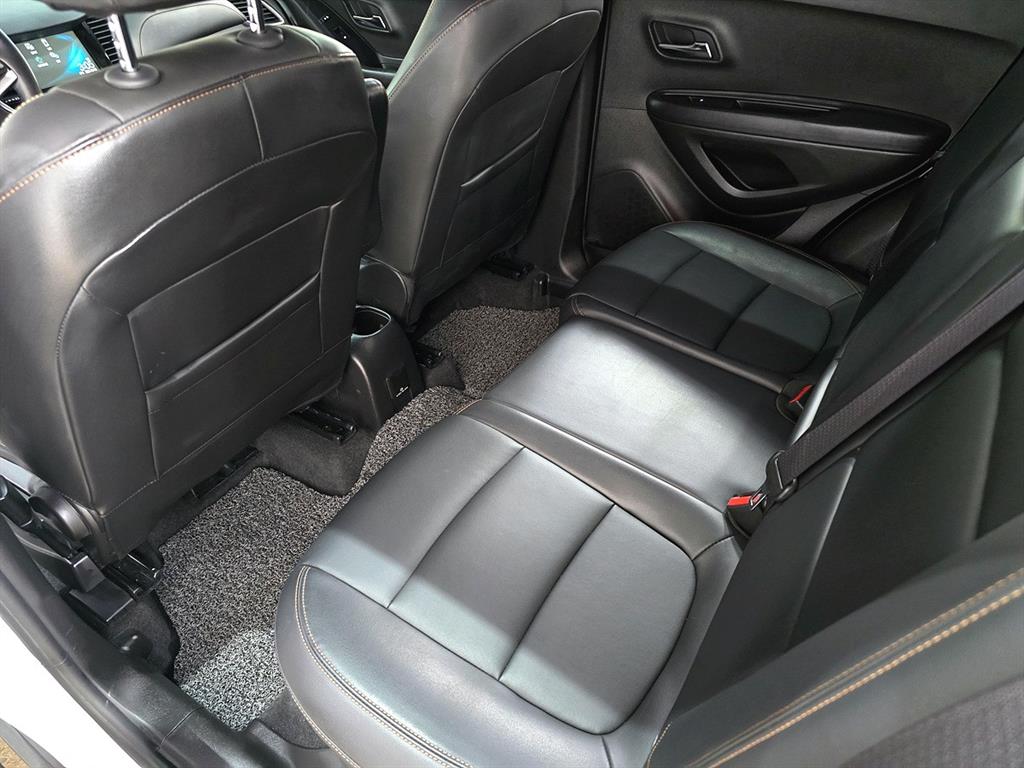 Chevrolet Trax 2018 Blanco - Importación desde Corea - HF Imports Iquique - Foto 13