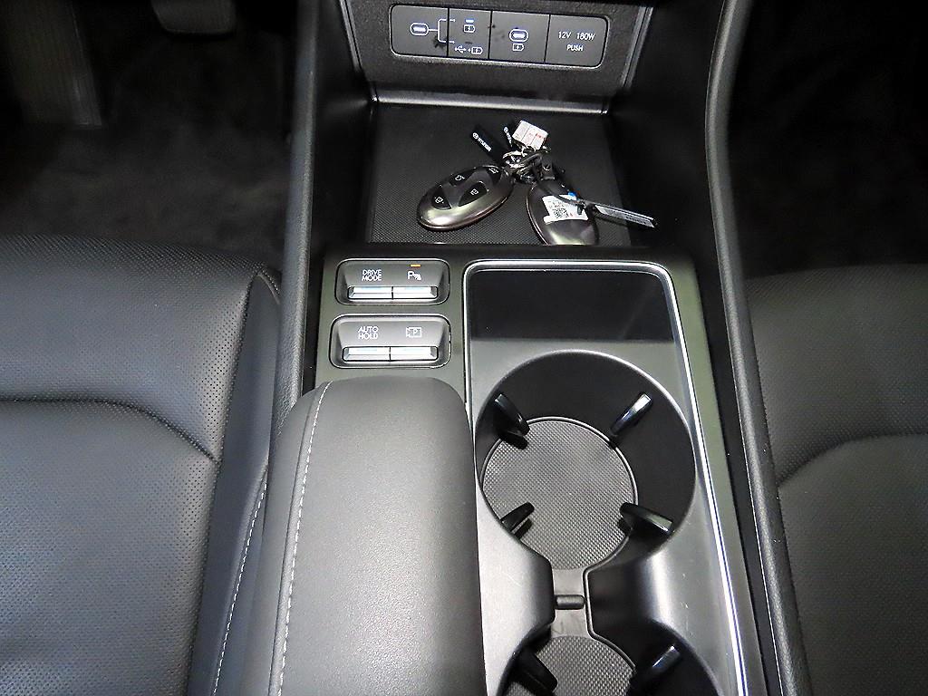 HYUNDAI Sonata - Vista 12