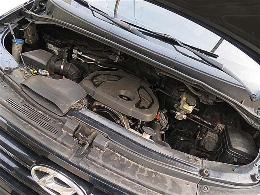 HYUNDAI Solati 2018 Negro - Importación desde Corea - HF Imports Iquique - Foto 12