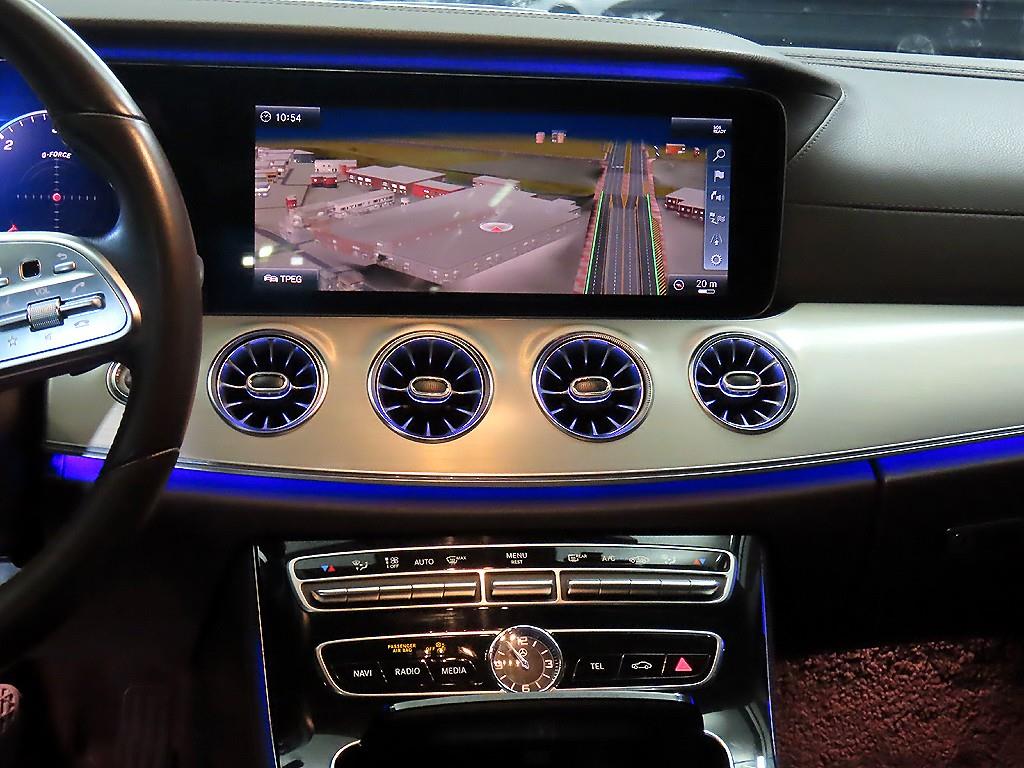 Mercedes Benz CLS Class - Vista 11