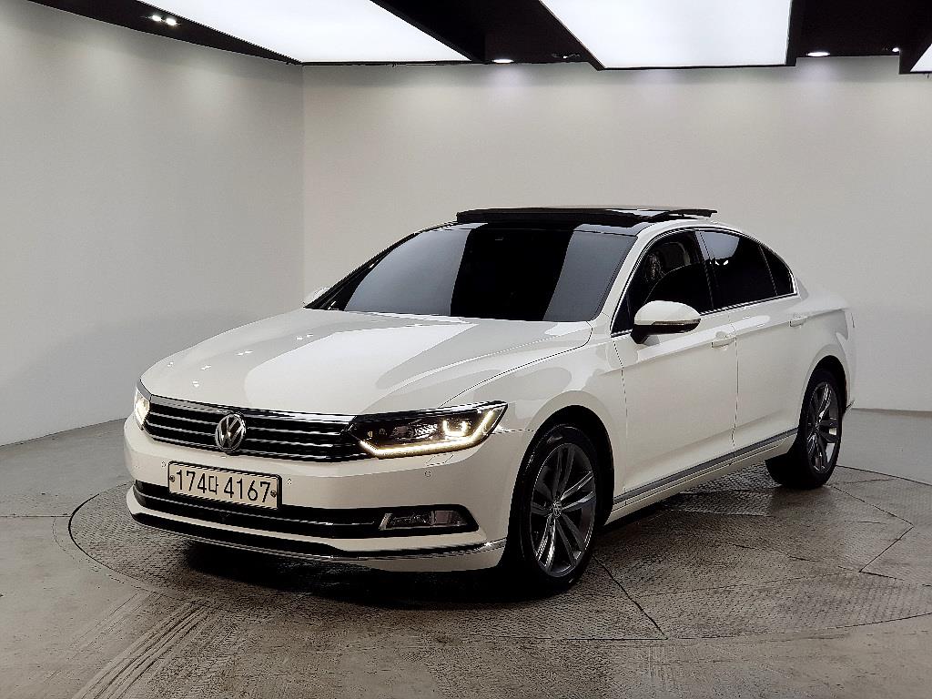 Volkswagen Passat 2018 Blanco - Importación desde Corea - HF Imports Iquique - Foto 1