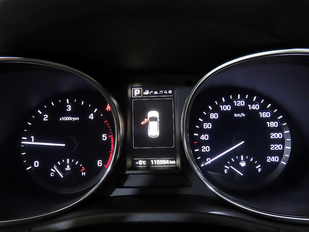 HYUNDAI Maxcruz - Vista 9