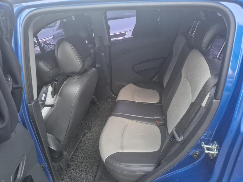 Chevrolet Spark - Vista 6