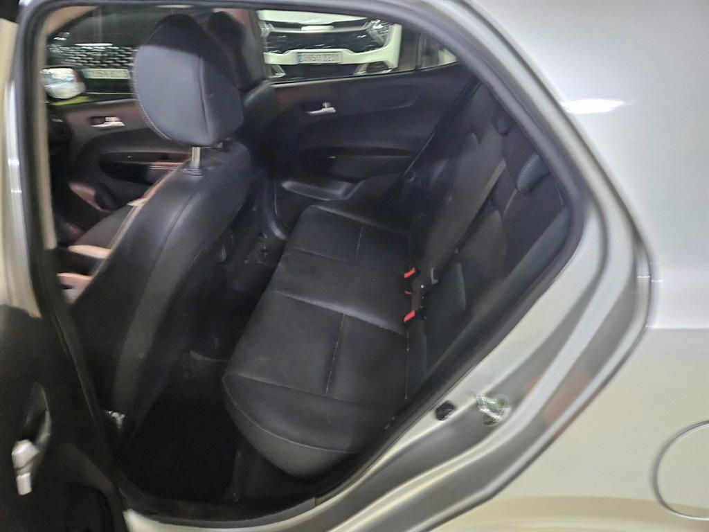 KIA Morning - Vista 5