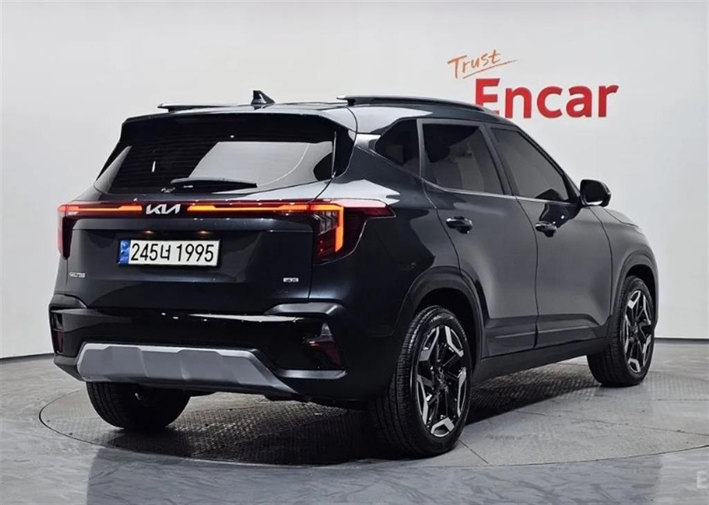 KIA Seltos - Vista 2