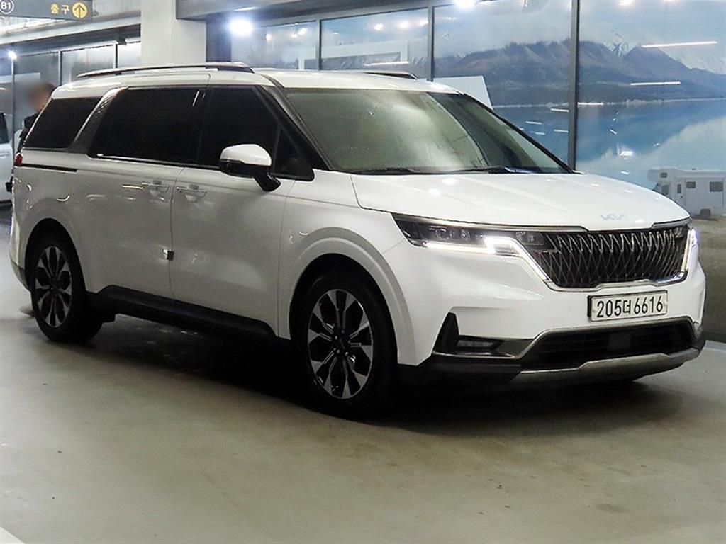 KIA Carnival 2023 Blanco - Importación desde Corea - HF Imports Iquique - Foto 1