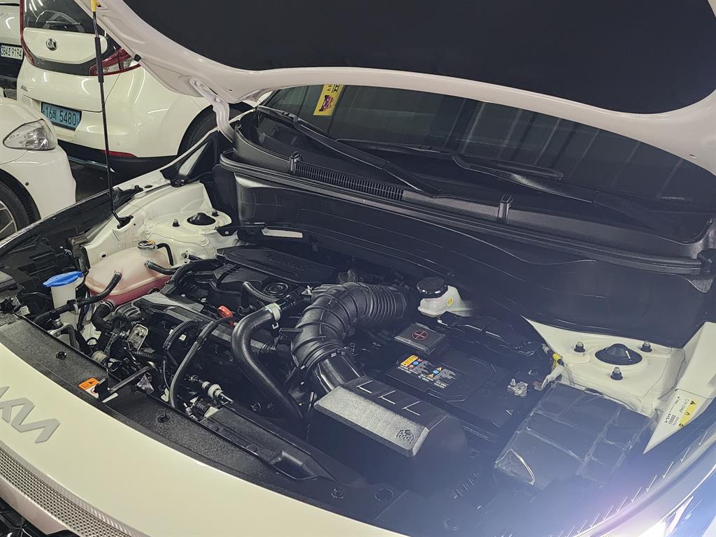 KIA Seltos 2024 Blanco - Importación desde Corea - HF Imports Iquique - Foto 20