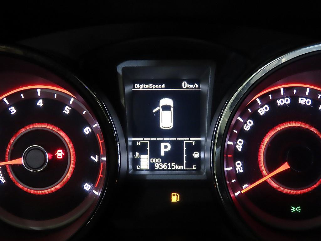 Ssangyong Tivoli - Vista 9