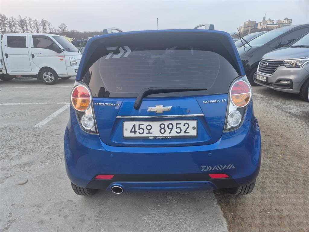 Chevrolet Spark - Vista 3