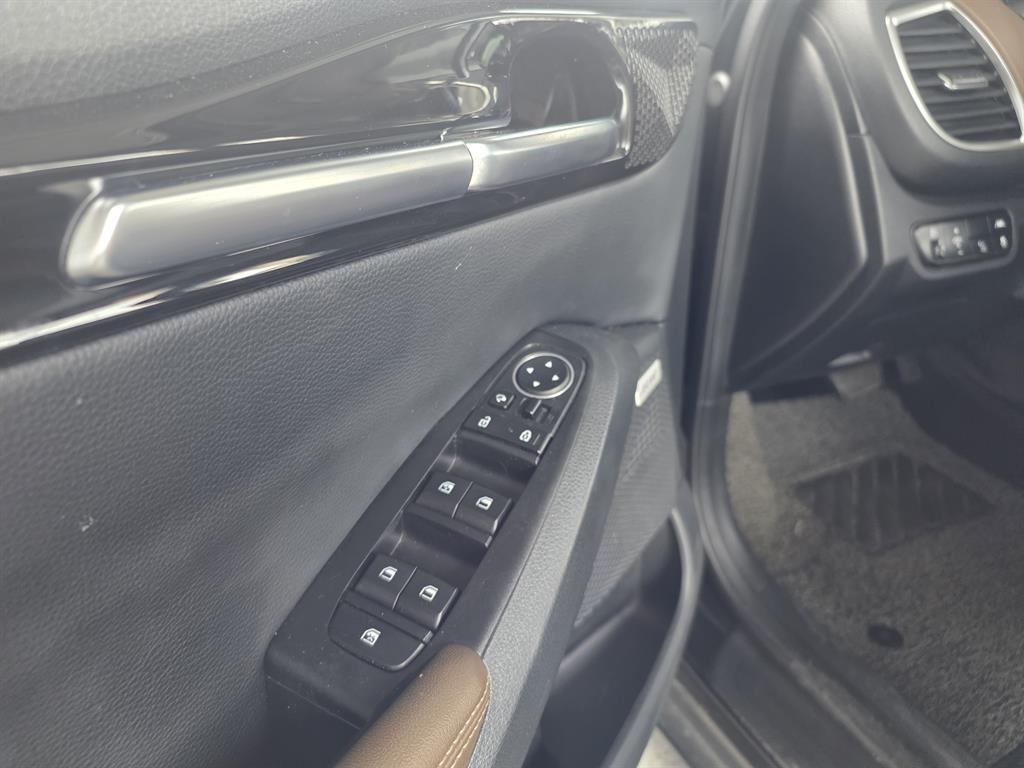 KIA Seltos - Vista 7