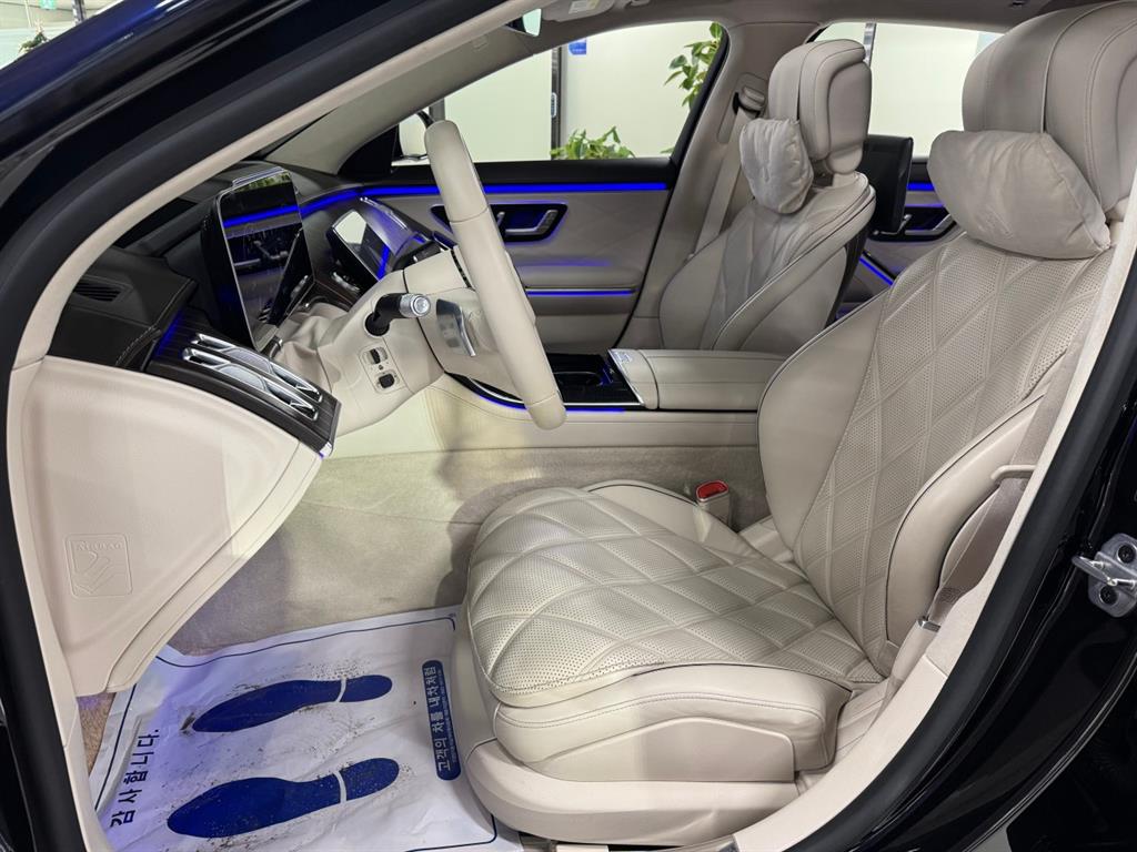 Mercedes Benz S Class - Vista 9