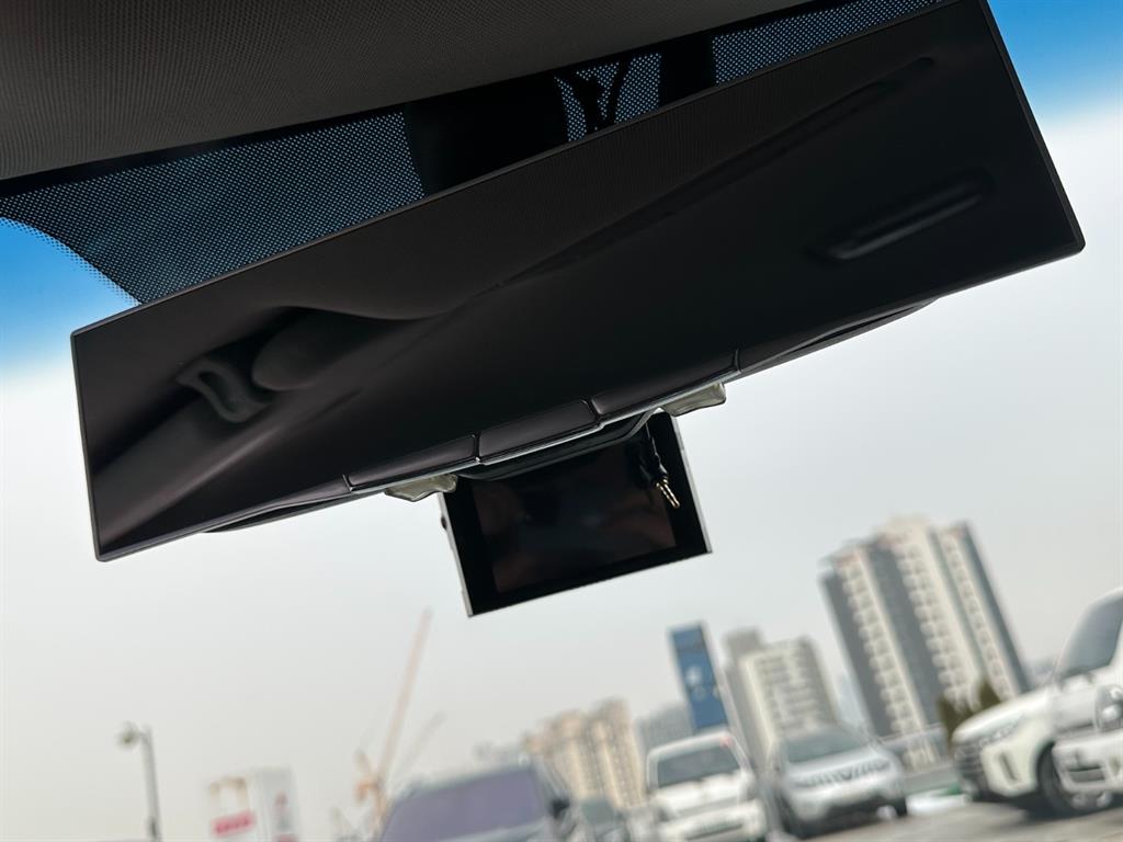 HYUNDAI Grandeur - Vista 12